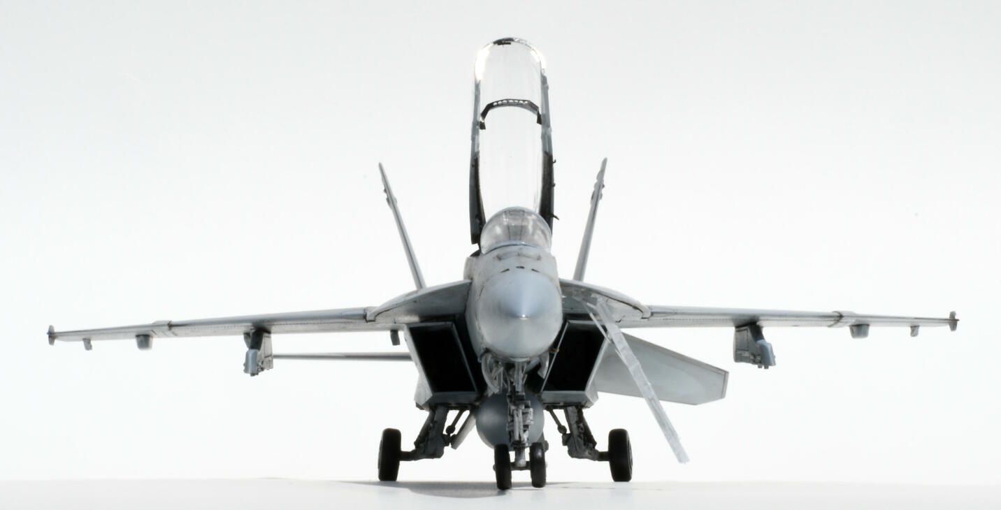 F18F